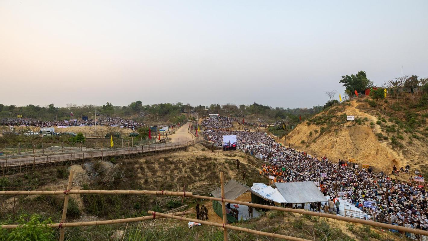 A wide view of the Iftar gathering attended by 60,000 Rohingya refugees and UN Secretary-General António Guterres in Bangladesh.