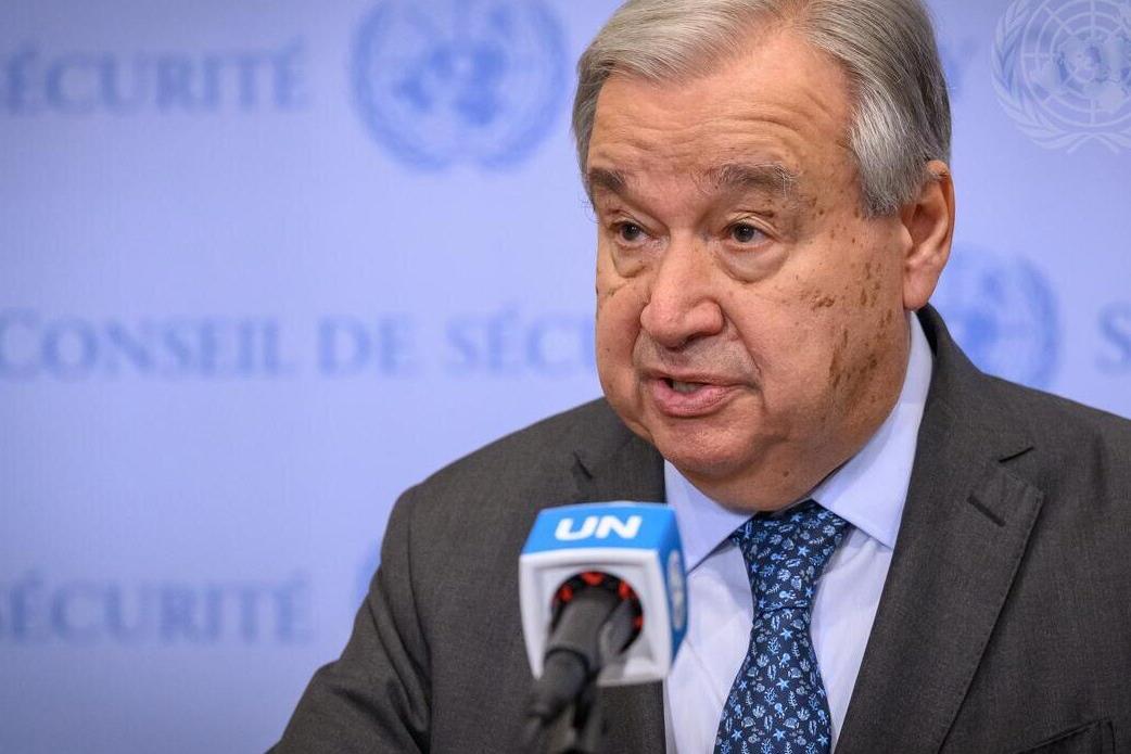 A photo of the Secretary-General.