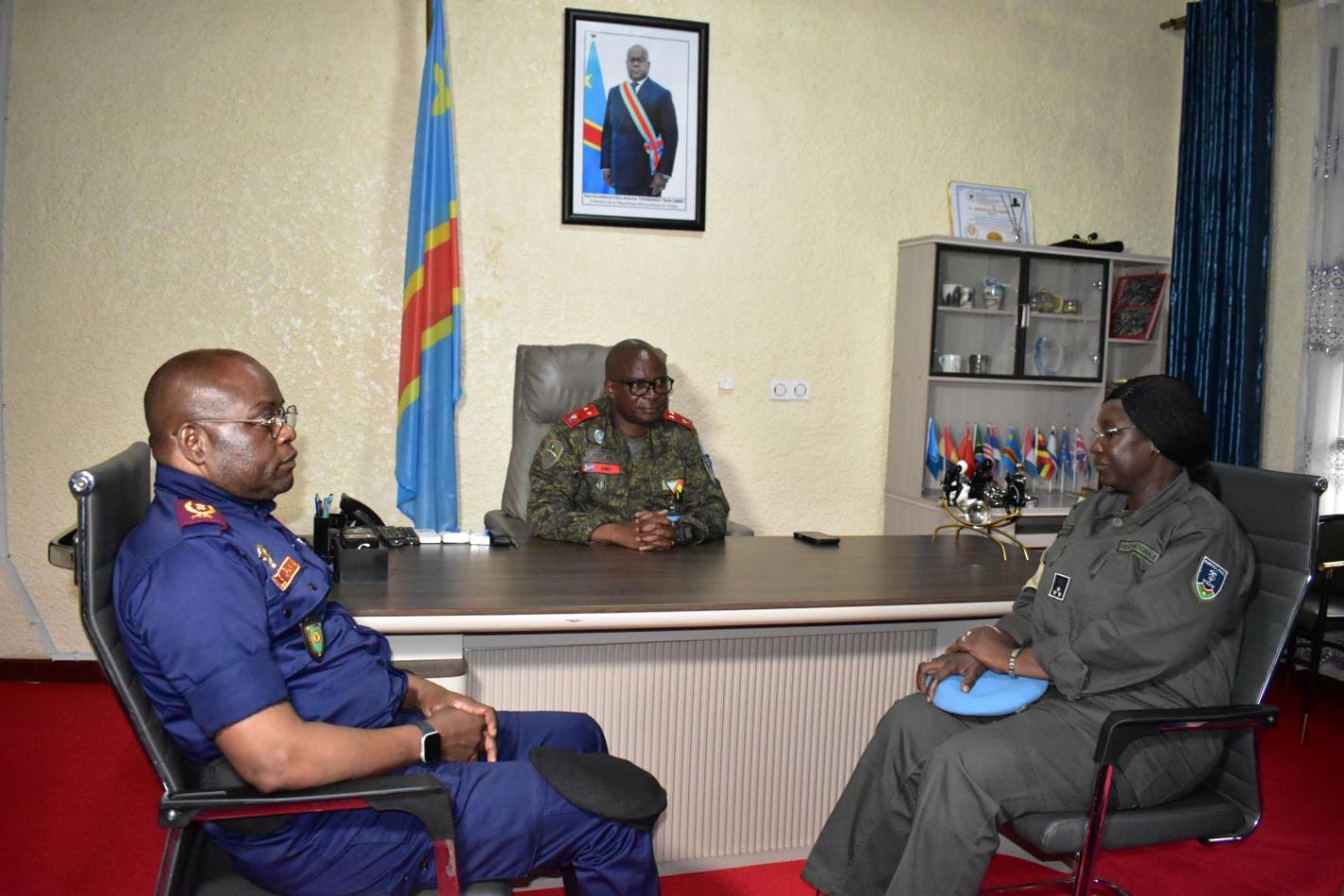 Mamouna Ouedraogo, Chief of Police of MONUSCO (UNPOL), met on Wednesday with the provincial governor, General Evariste Kakule Somo. Photo MONUSCO.