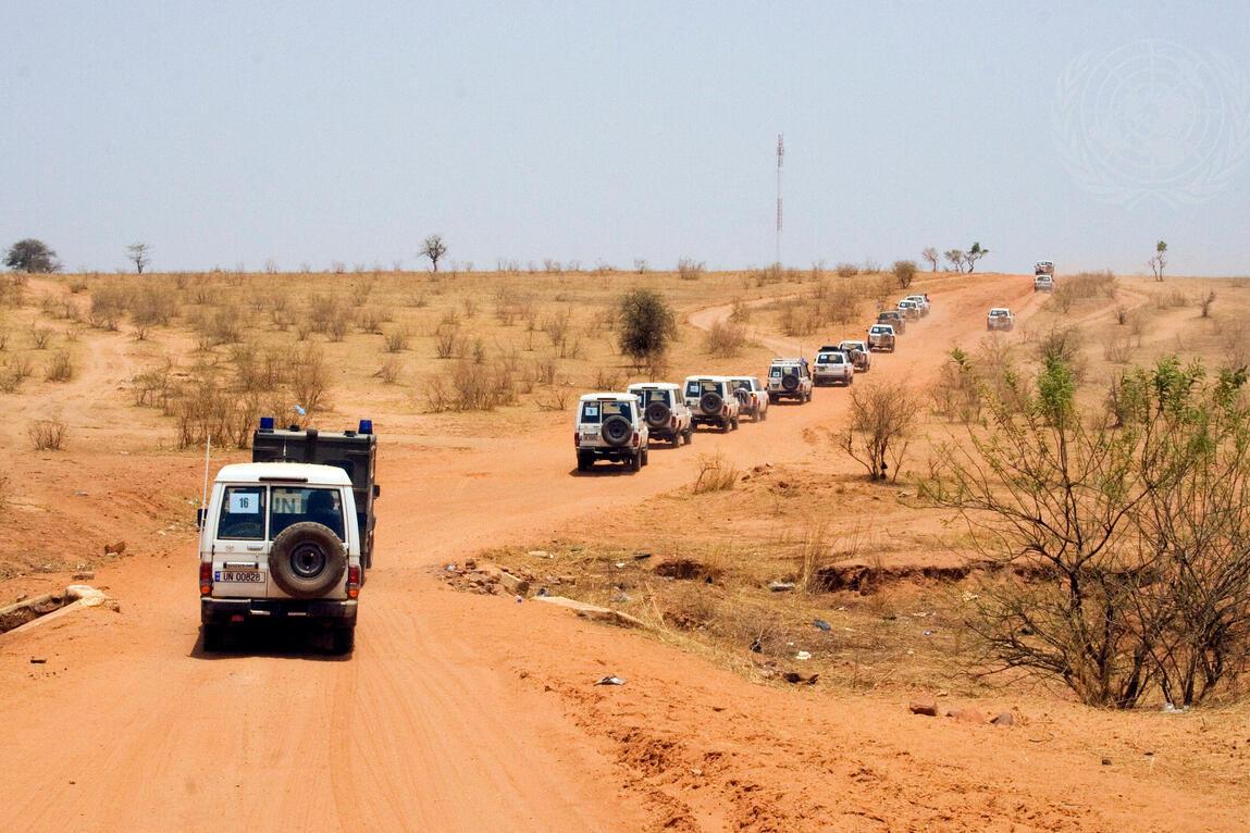 UN Convoy Escorts African Union Delegation