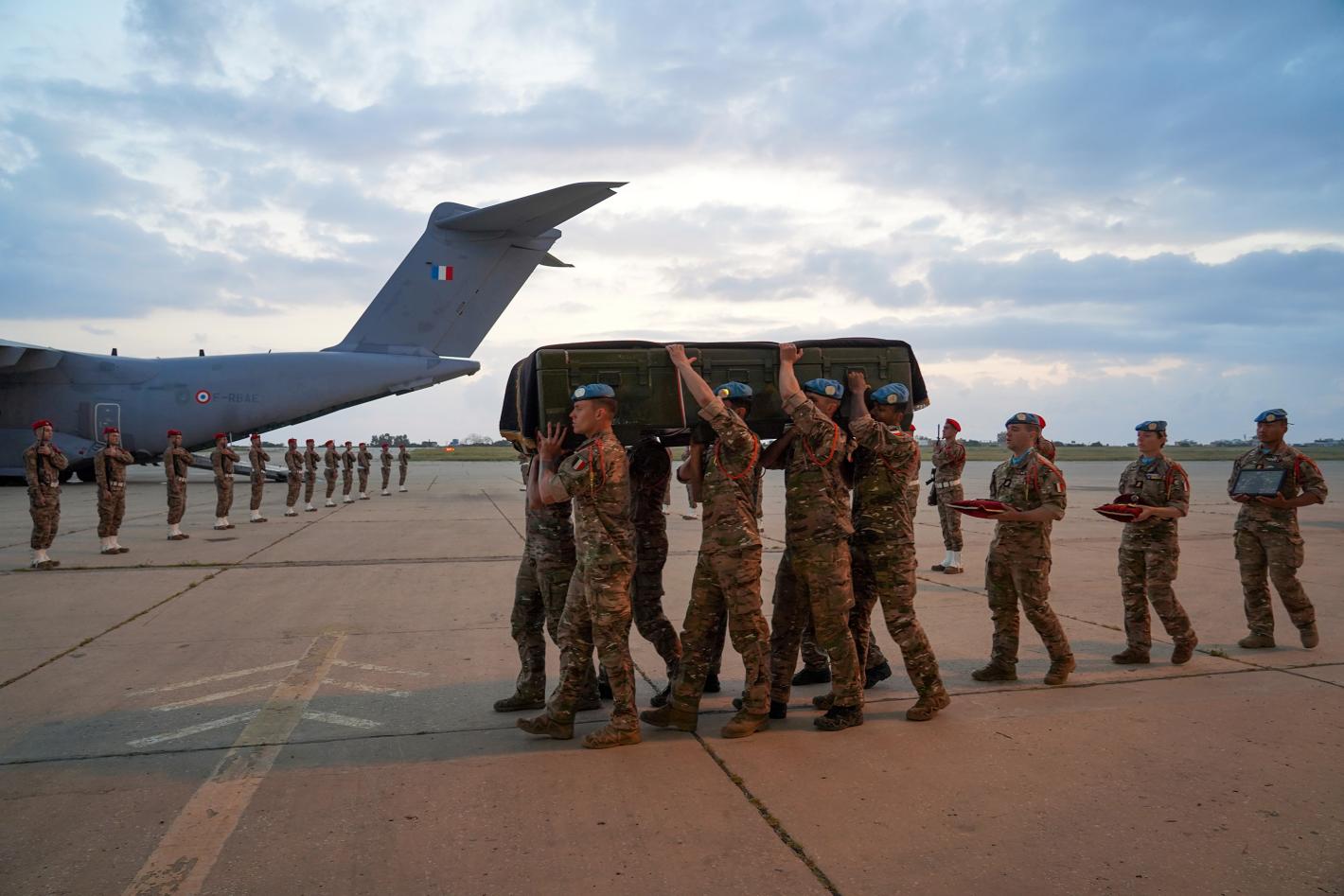 unifil_tribute_to_french_peacekeeper_fallen_in_the_service_of_peace