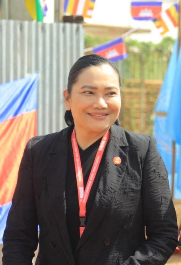 a headshot of a woman